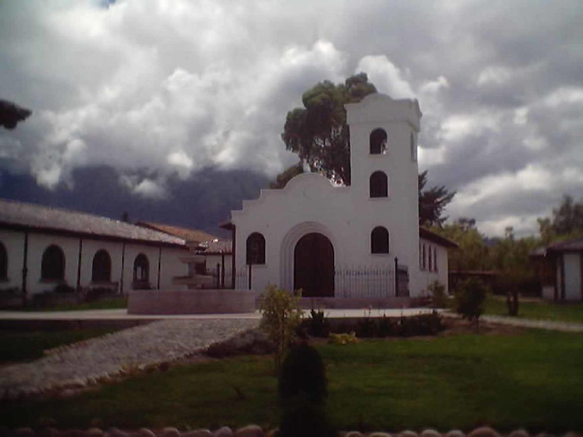 Hosteria Hacienda Pueblo Viejo Atuntaqui Exterior photo